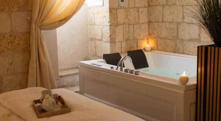 Wonderful vacation home with hot tub | Dogs allowed in Andria