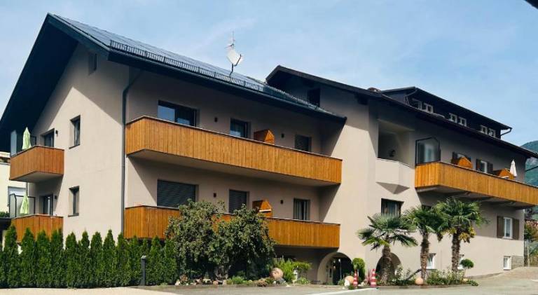Rosalie Apartments — photo 3