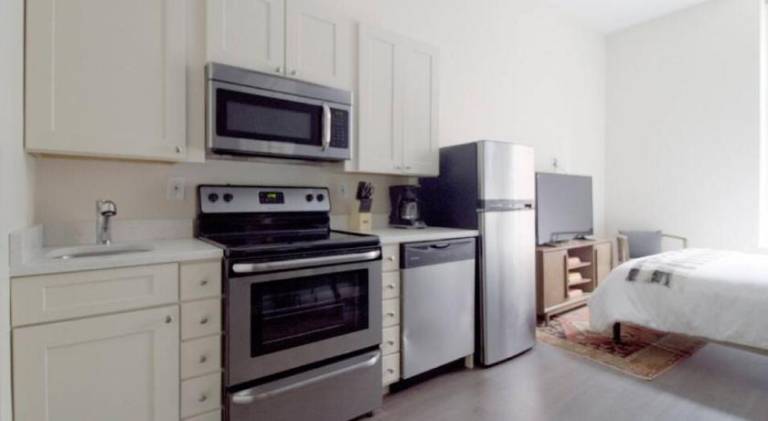 Apartment | Close to Faneuil Hall | Perfect for remote work — photo 3