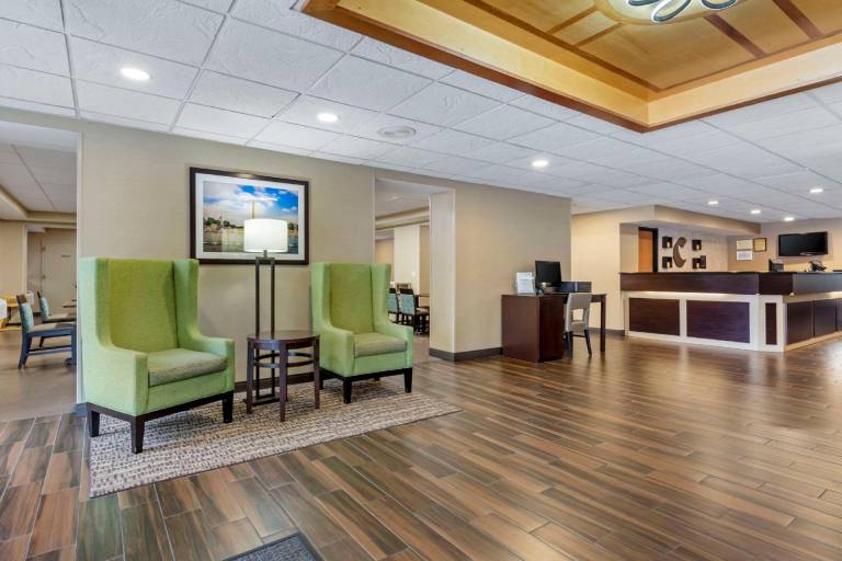 Comfort Inn Herndon-Reston — photo 4