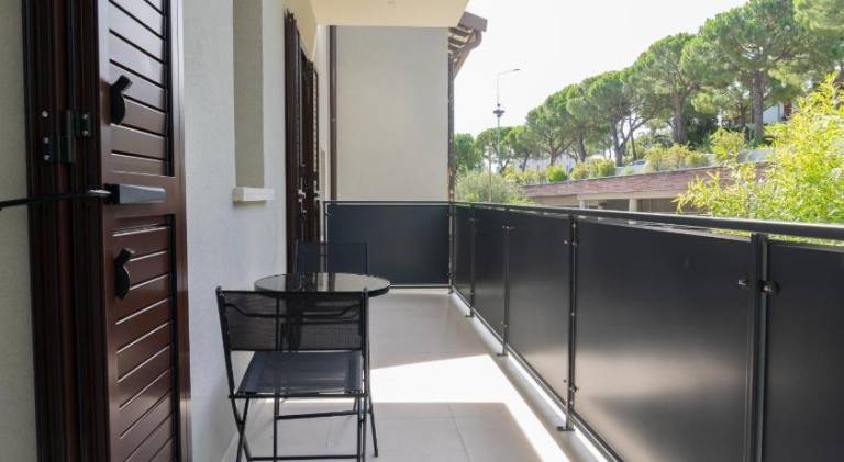 Holiday apartment with terrace — photo 4