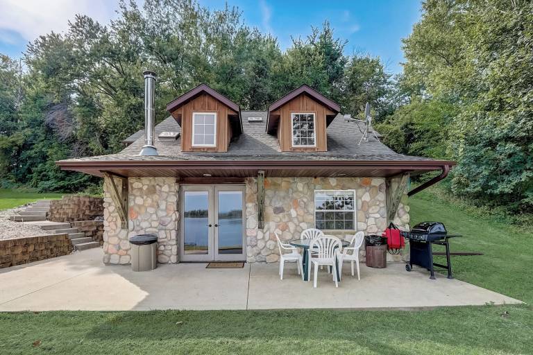Cabin Milford