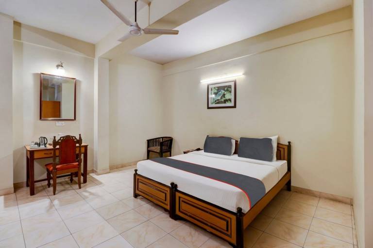 SUPER COLLECTION O GREEN VIEW HOMES Near Nexus