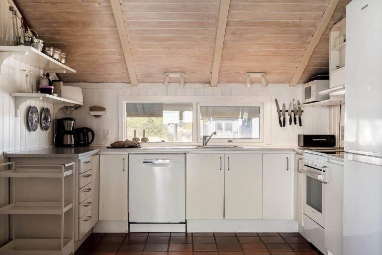 Vacation home with barbeque, terrace & sauna — photo 2