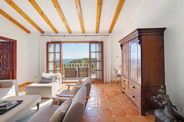 House with pool, garden & terrace | Beach view | Suitable for remote work — photo 4