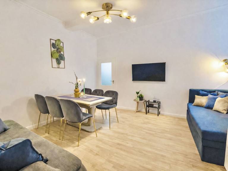 Children-friendly charming rental apartment | Close to Wenceslas Square | Dogs allowed — photo 2