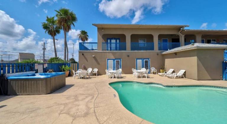 Alister Square Inn in Port Aransas, TX