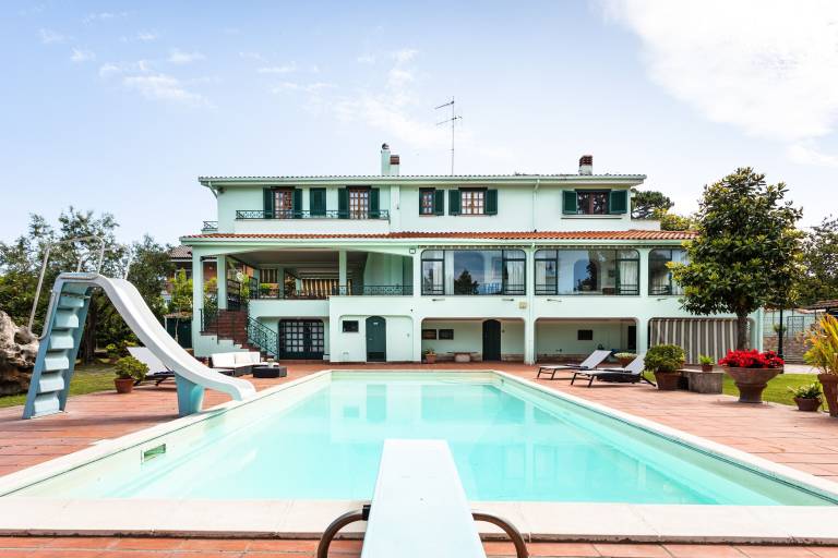 Villa  Lavinio-lido di Enea