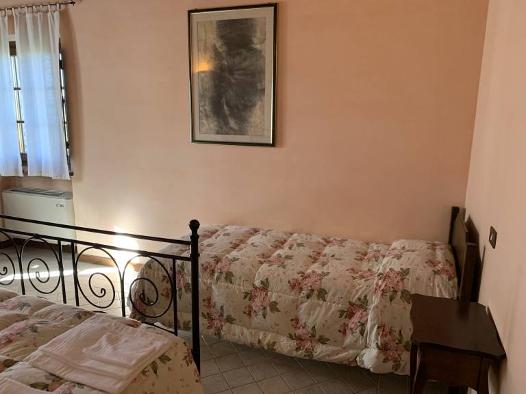 Camera privata Cingoli