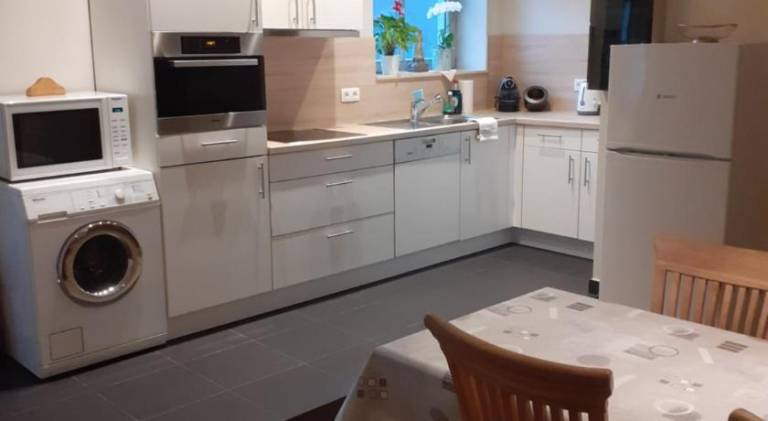 Apartment with 2 rooms for 5 persons — photo 3