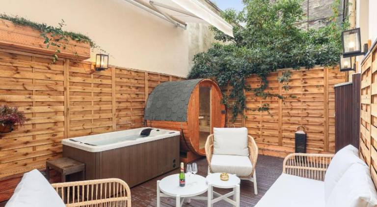 Holiday apartment with sauna & jacuzzi — photo 4