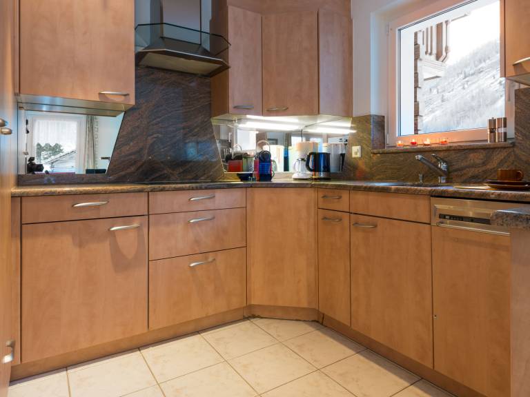 Fully equipped vacation home with barbecue, garden & patio | Mountain view | Pets allowed — photo 4
