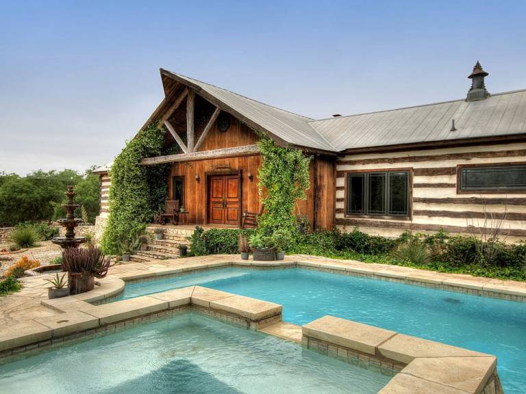 House  Wimberley
