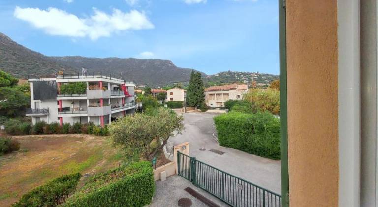 Maison de vacances confortable avec jardin et terrasse au Lavandou — photo 4