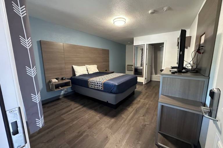 Sands Motel