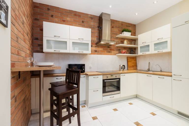 Rental apartment with patio | Close to Main Square — photo 4