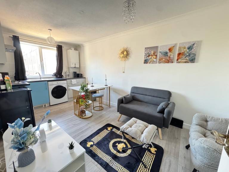 Apartment  Romford
