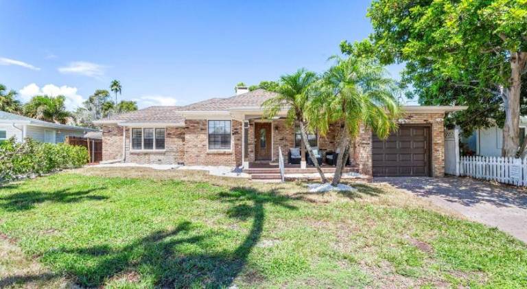 Pleasant house with pool | Next to the beach | Pets are welcome — photo 5