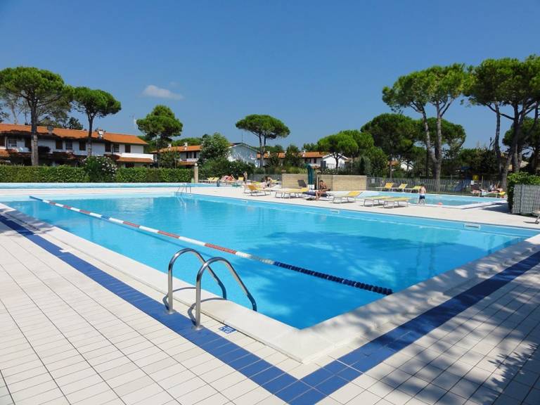 Villa with pool, terrace & yard in Bibione