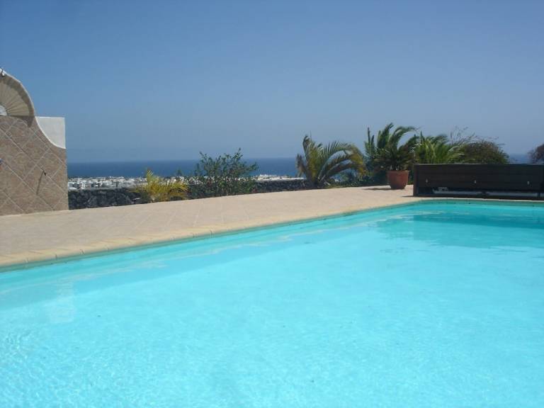 Villa  Playa Honda