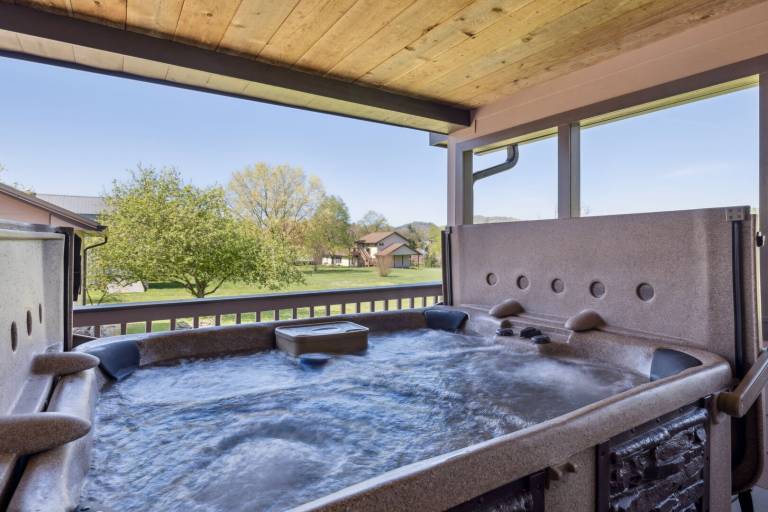 Log Haven – Cozy Wears Valley Cabin with Hot Tub, Game Room, and Flat Yard for Dogs and Kids — photo 3