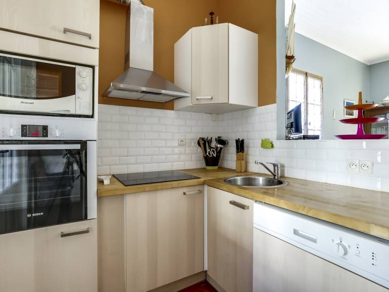 Cozy 3-BR House, 350m from Beach in Biscarrosse, Pet-Friendly — photo 4