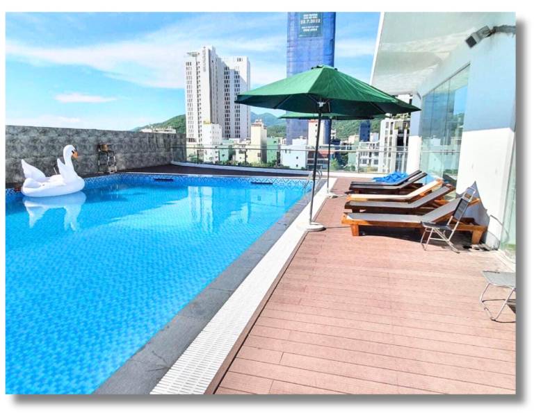 Serviced apartment with sauna, patio & hot tub | Next to the beach | Pets allowed — photo 5