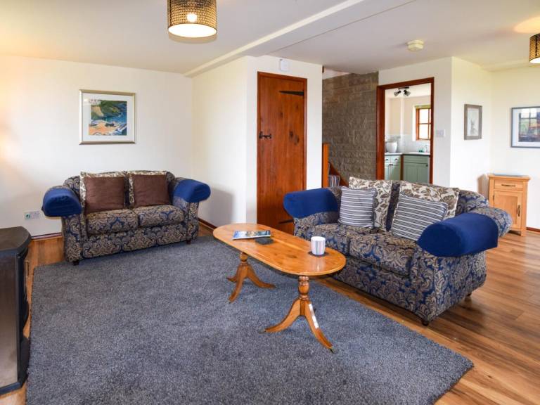 Fully equipped wonderful cottage with garden | Pets allowed — photo 3