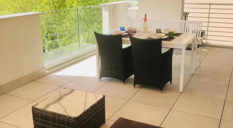 Holiday apartment with pool — photo 2