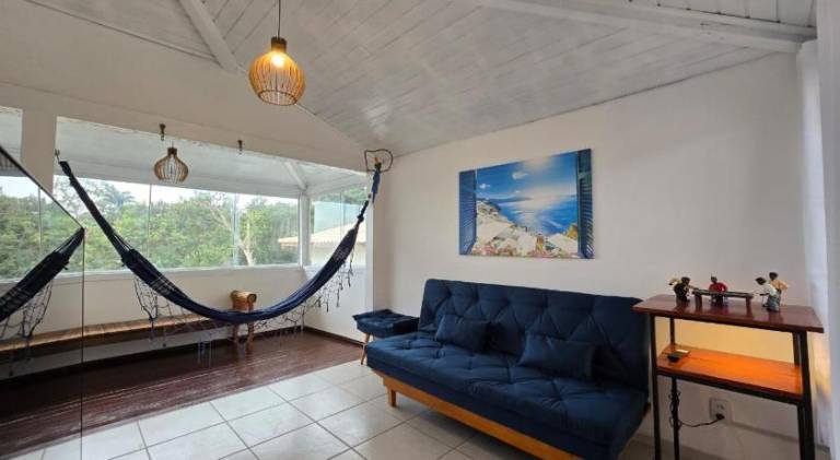 Vacation home with pool — photo 4