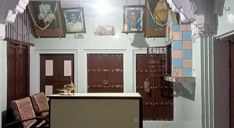 Feel Aesthetic Kashi Home Stay — photo 4