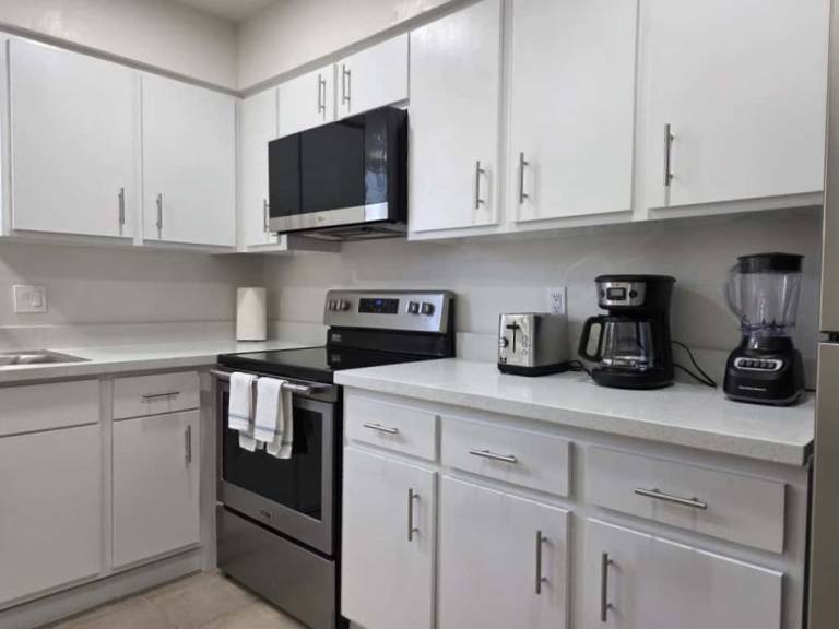 Children-friendly nice condo | City view | Dogs allowed — photo 3