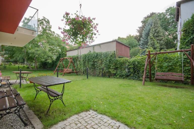 Holiday apartment with fast internet & garden — photo 3
