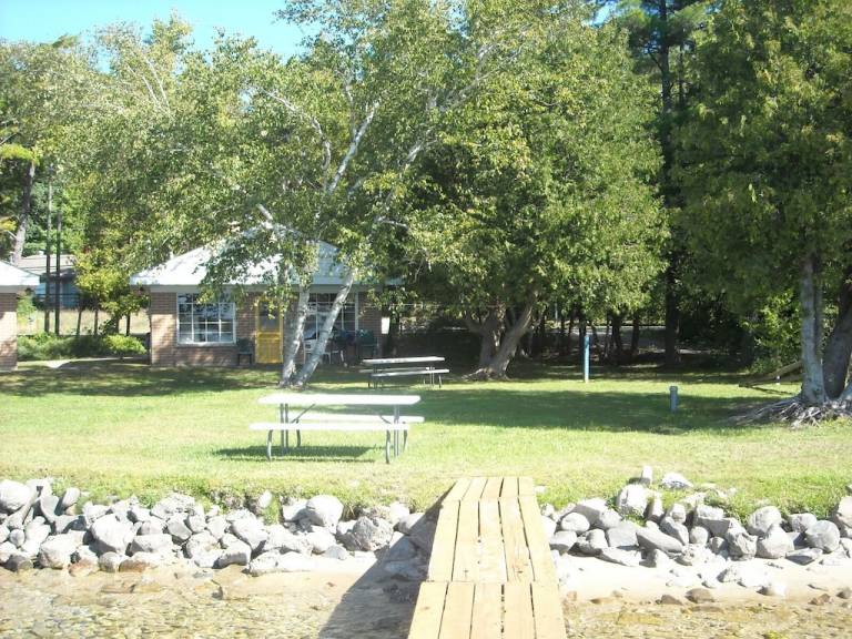Cottage Crystal Lake