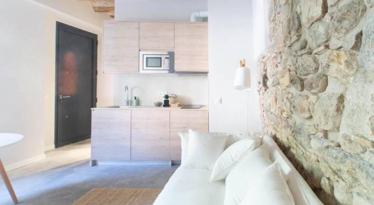 Holiday apartment with jacuzzi | Next to Girona Cathedral — photo 2