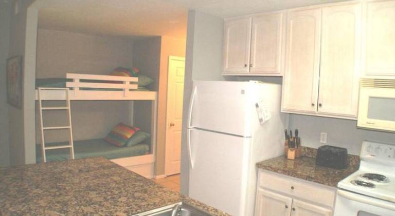 Coronado 204 next to beach access — photo 5