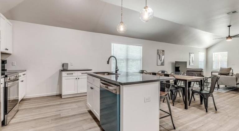 Holiday apartment | Pets are welcome in Oklahoma City, OK