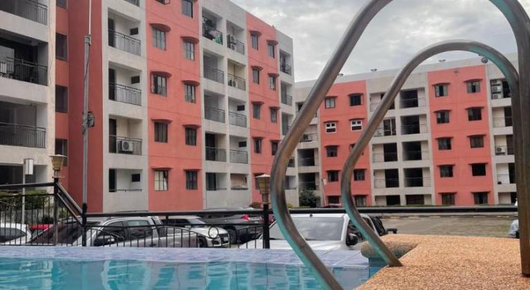 Serviced apartment with garden, pool & terrace — photo 5