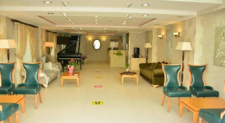 Serviced apartment with yard | Suitable for remote work | Dogs allowed — photo 3