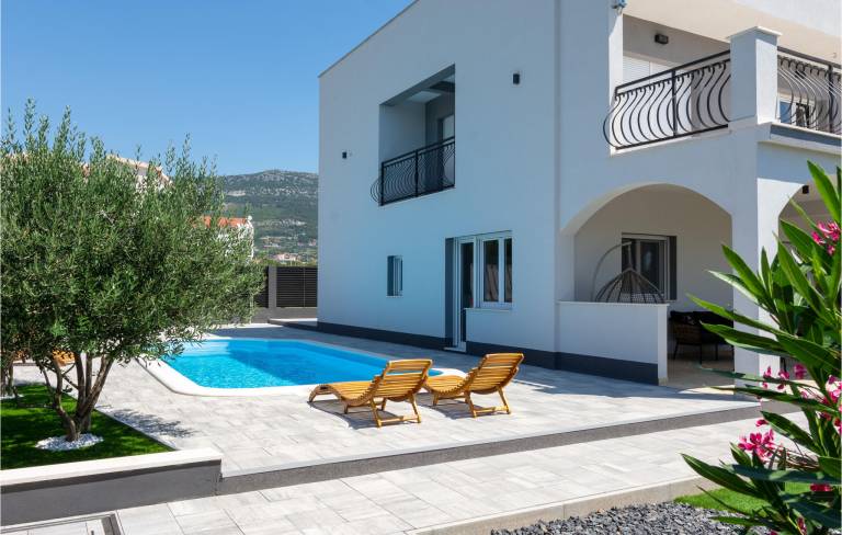 House  Kaštel Stari
