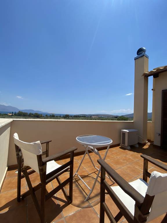 George's Villa Galaxidi, family, pool & garden! — photo 5