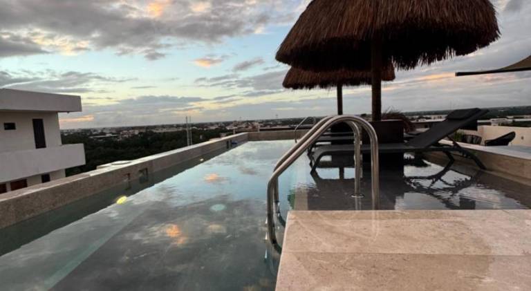 Rental apartment with terrace, barbeque & private pool — photo 3