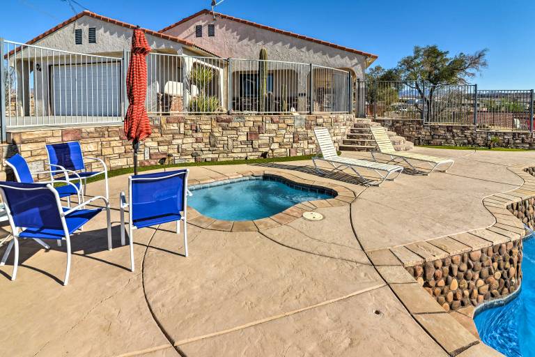 Bullhead City Home w/ Private Pool, Hot Tub & View — photo 2