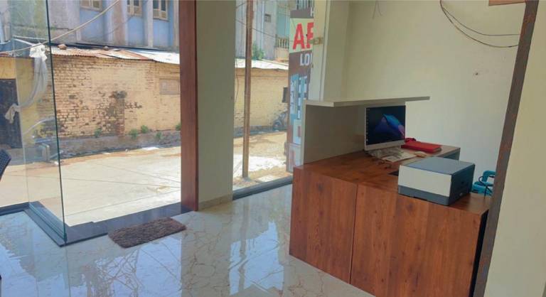 Hotel Apex & Lodging Akkalkot