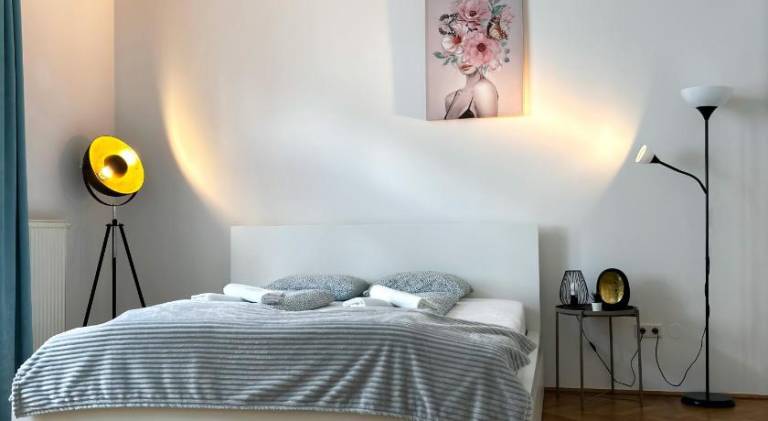 Rental apartment with 2 rooms for 6 persons — photo 2