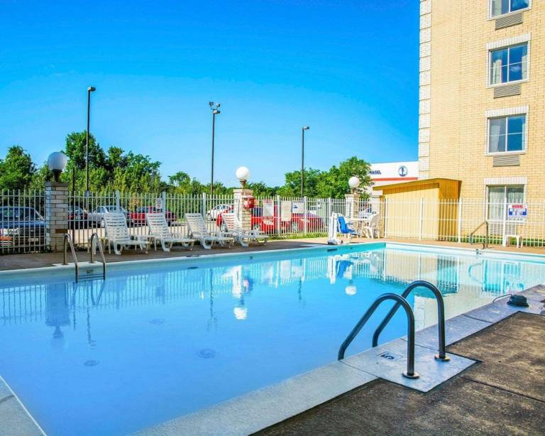 Quality Inn & Suites CVG Airport — photo 4