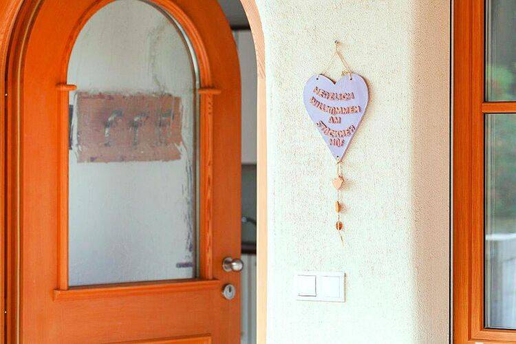 Rental apartment with pool & yard — photo 4