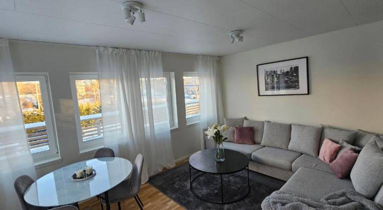 Holiday apartment with 2 rooms for 4 persons in Kista