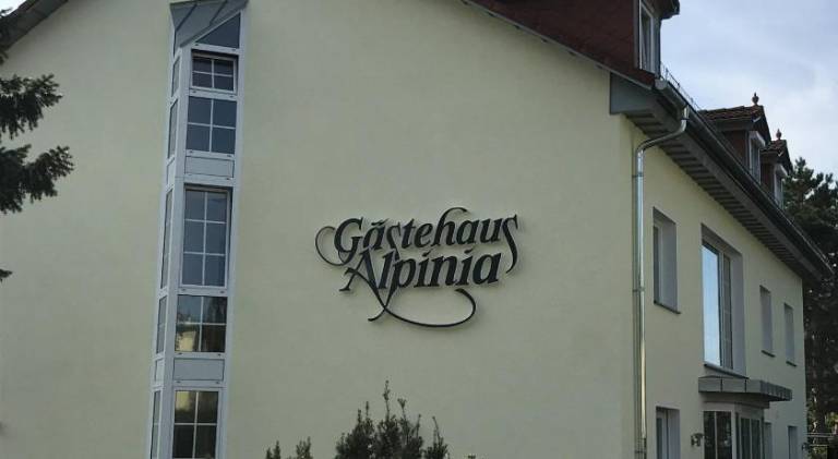 Bed & Breakfast  Marienfelde
