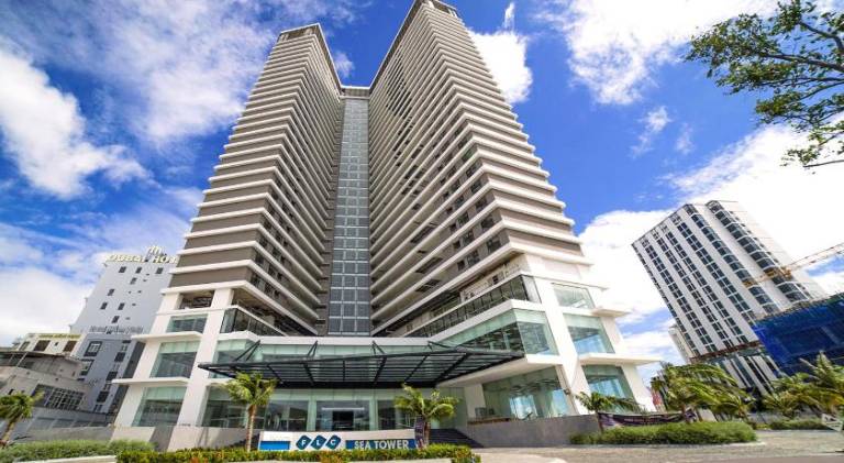 Charming serviced apartment with yard, pool & sauna | Next to the beach | Good for workation | Pets are welcome — photo 4